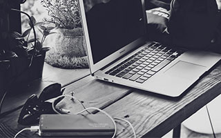 华体会官网：让体育精彩从指尖绽放